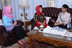 HJ Erica Zainul Majdi disalah satu acara