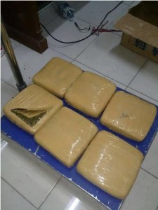 Paket Ganja tujuan KLU yang berhasil diamankan